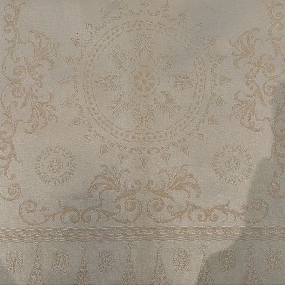 Garnier Thiebaut Silver / Grey Table Runner - Picture 4 of 6